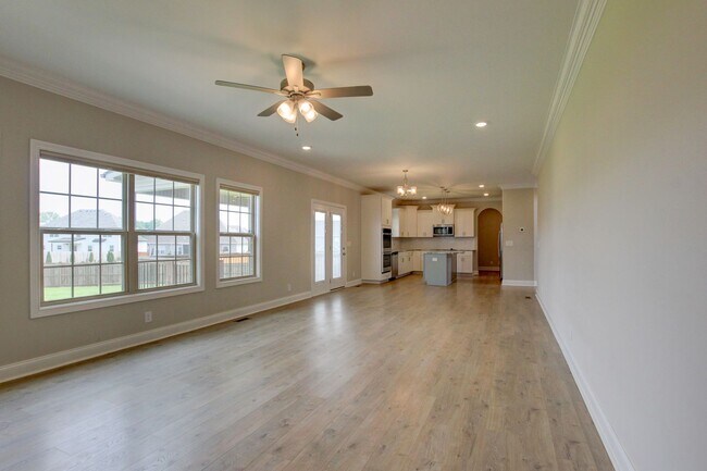Building Photo - 230 Cotoneaster Ln