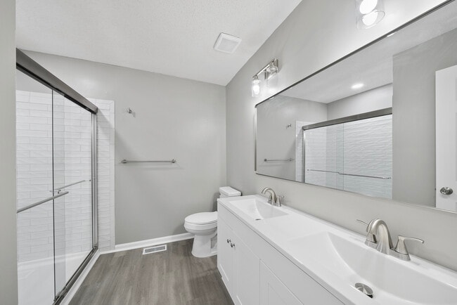 Building Photo - Mayodan