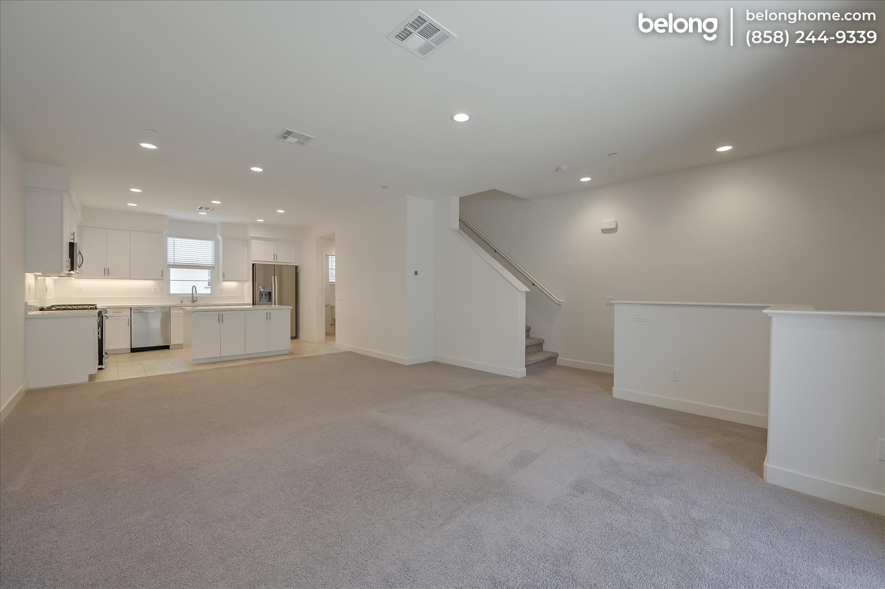 Building Photo - 4367 Pacifica Wy