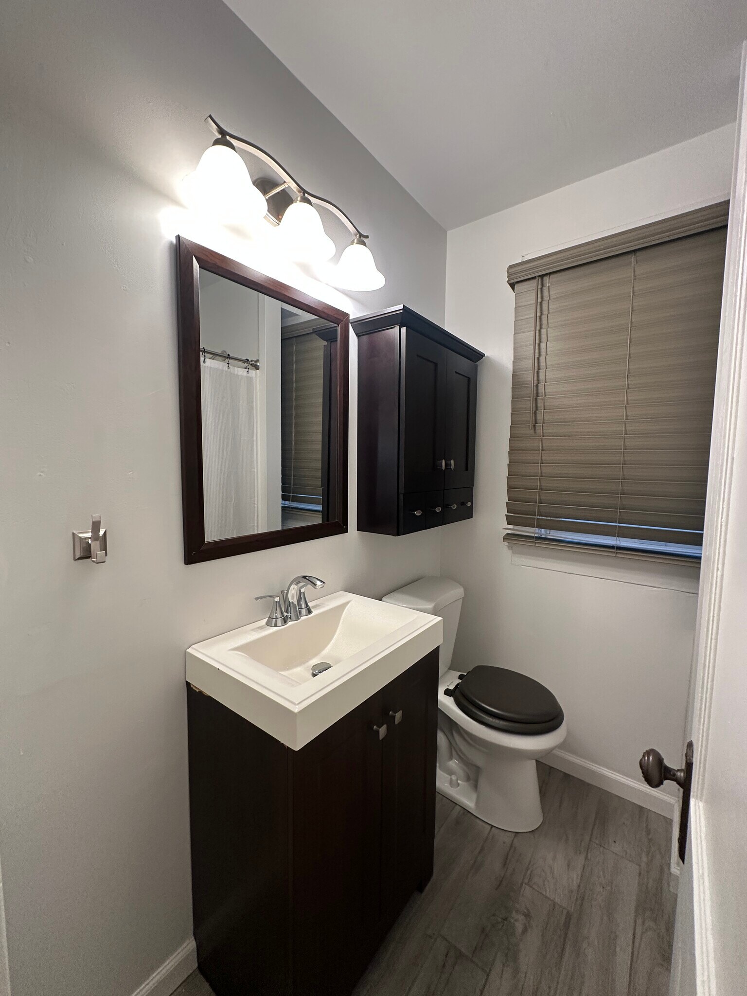 Building Photo - 3342 Bookman Ave