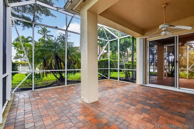 Building Photo - 2426 Sandy Cay