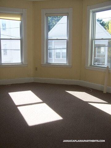 Building Photo - 89 Minden St