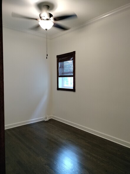 Bedroom 1 - 3046 N Leavitt St