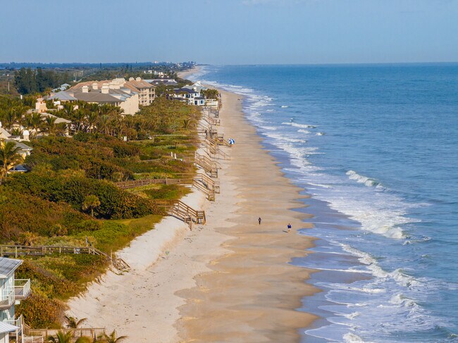 Building Photo - 1830 E Sandpiper Rd