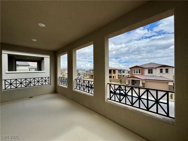 Building Photo - 639 La Vis Acrs Ln