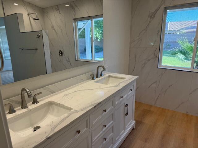 Building Photo - 78795 W Harland Dr