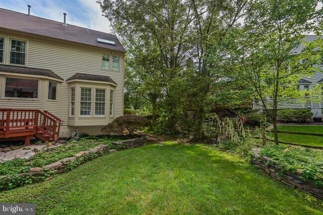 Building Photo - 9110 Autumn Oak Ct
