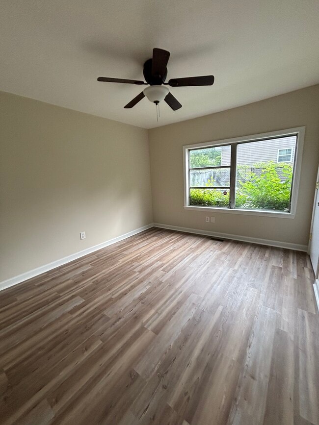 Primary Photo - 1758 Smith Ave