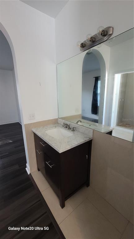 Building Photo - 1041 Aragon Ave