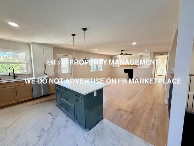 Building Photo - 9209 Hayes Dr