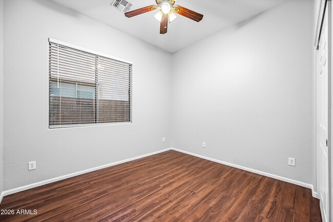 Building Photo - 4231 E Marshall Ave