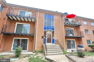 Building Photo - 3404 25th St S