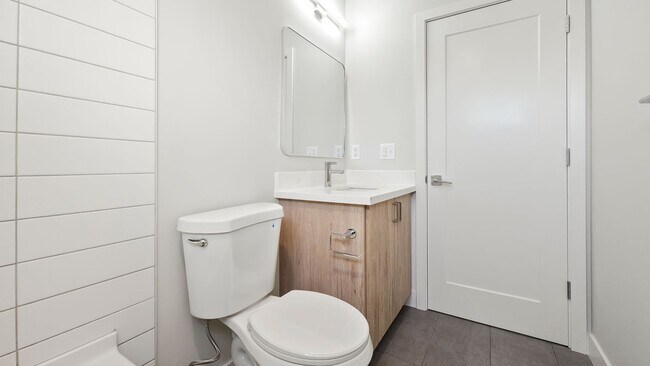 Building Photo - Modern North Beacon Hill Home with Updated Finishes and Great Amenities