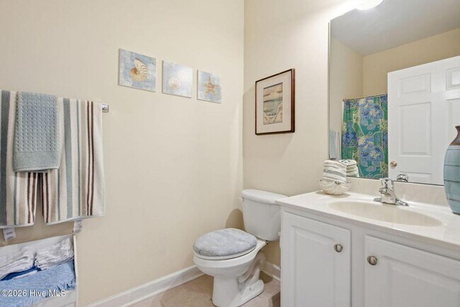 Building Photo - 5006 Carleton Dr