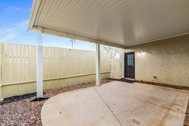 Building Photo - 1221 Paisano St NE