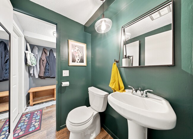 Building Photo - 2133 Tamarin Trail