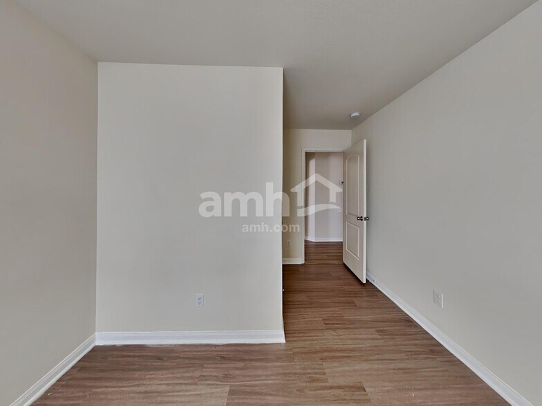 Building Photo - 21115 Baltic Rain Dr