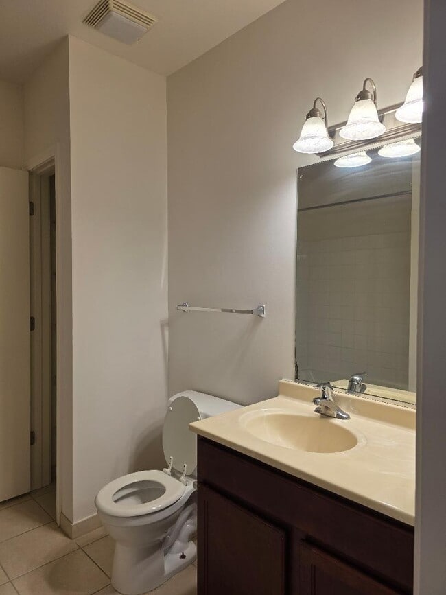 Building Photo - 3522 S State St