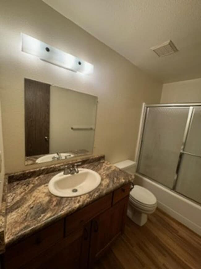 Building Photo - Villalpando - 1218-1222 Summers Lane PM 9-26-2023