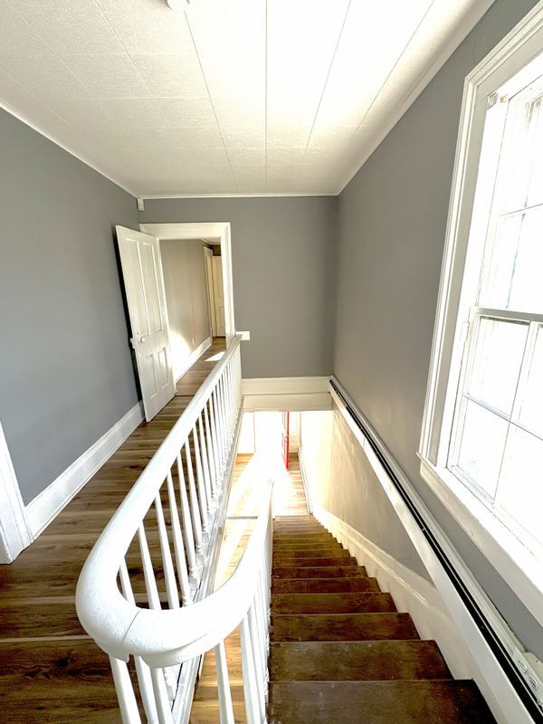 Building Photo - 709 Church St