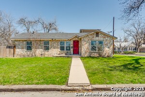 Building Photo - 479 S Sycamore Ave