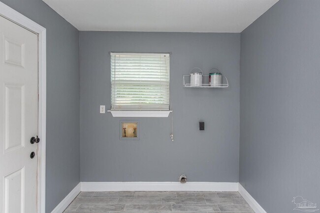 Building Photo - 8240 Tempest Dr
