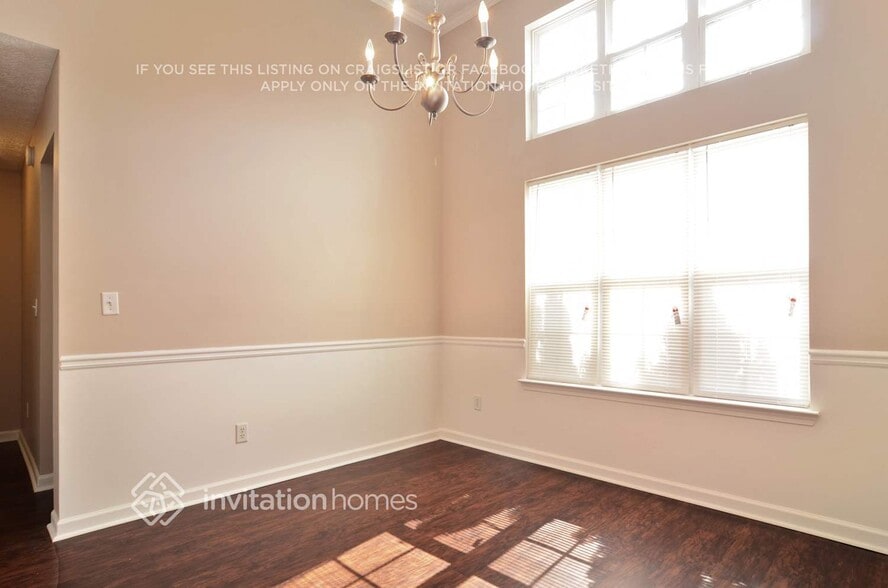 Building Photo - 5013 Grist Mill Dr