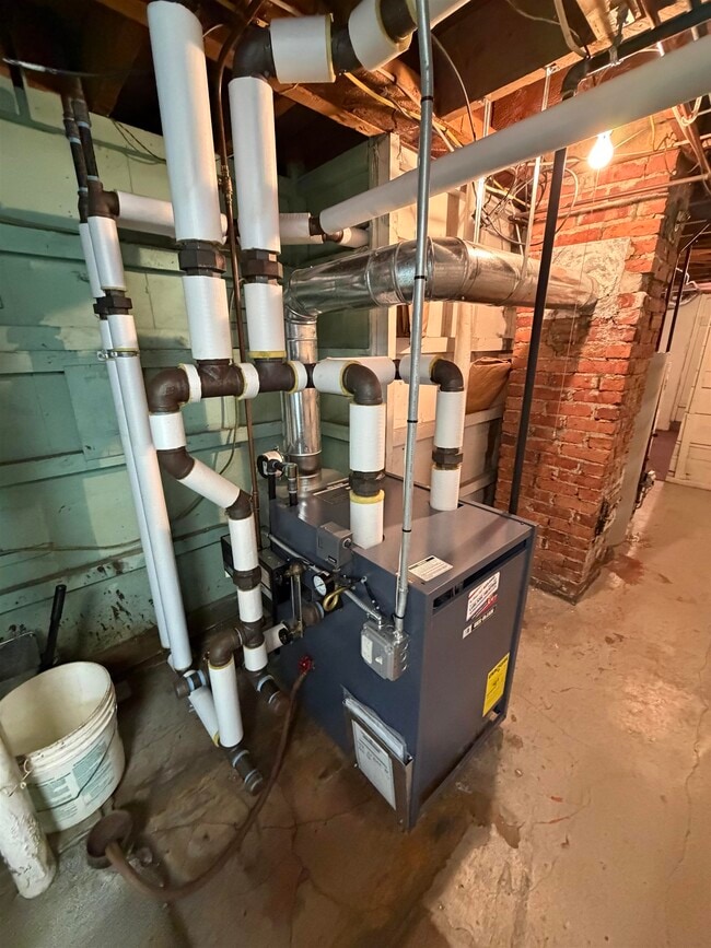 Building Photo - 47 Morgan St