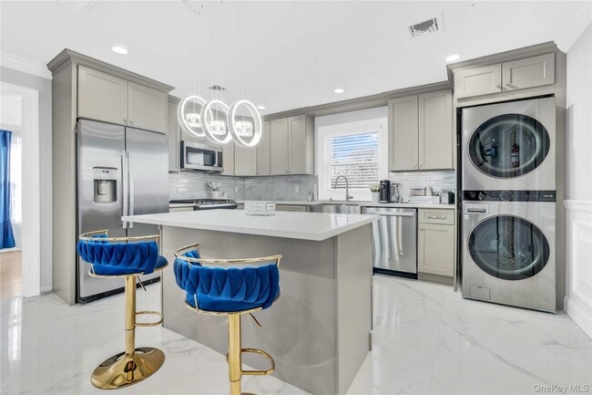 Building Photo - 24 Jefferson Ave