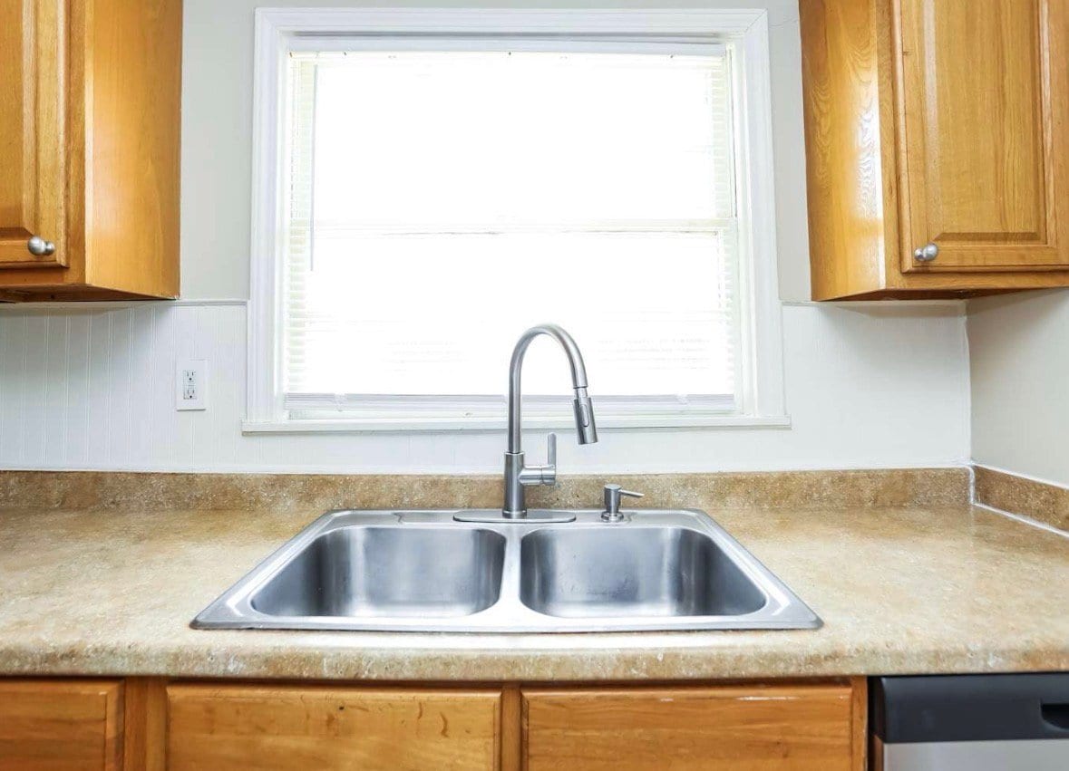 Building Photo - 2121 Cherry Ln