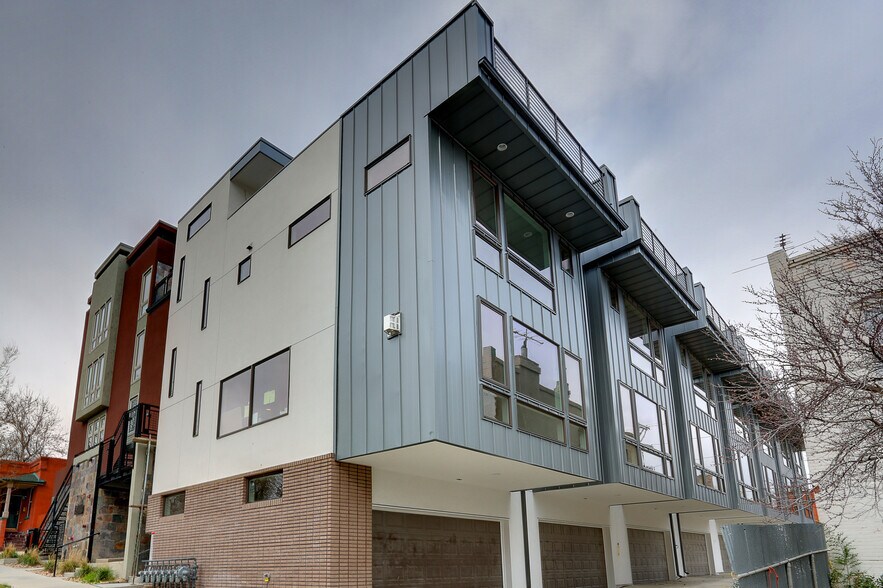 Building Photo - 3036 Zuni St