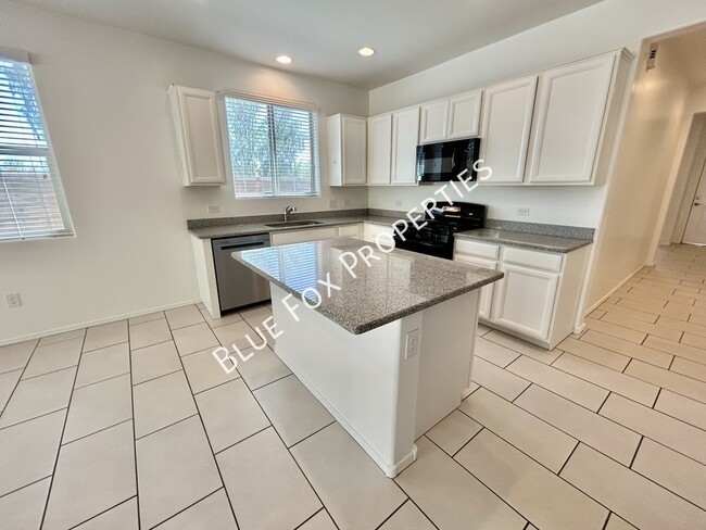 Building Photo - 7214 S Via Tierra Mesa