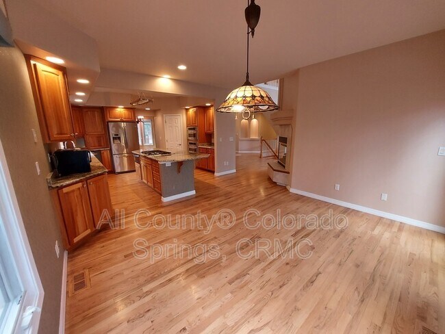 Building Photo - 5035 Langdale Way
