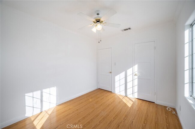 Building Photo - 10645 Mather Ave