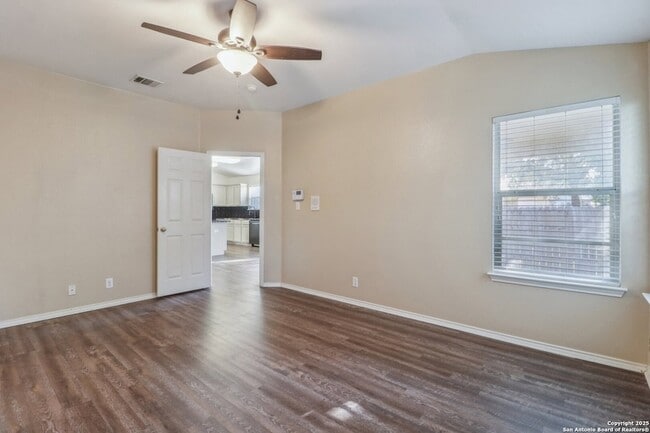 Building Photo - 4119 Chinkapin Oak