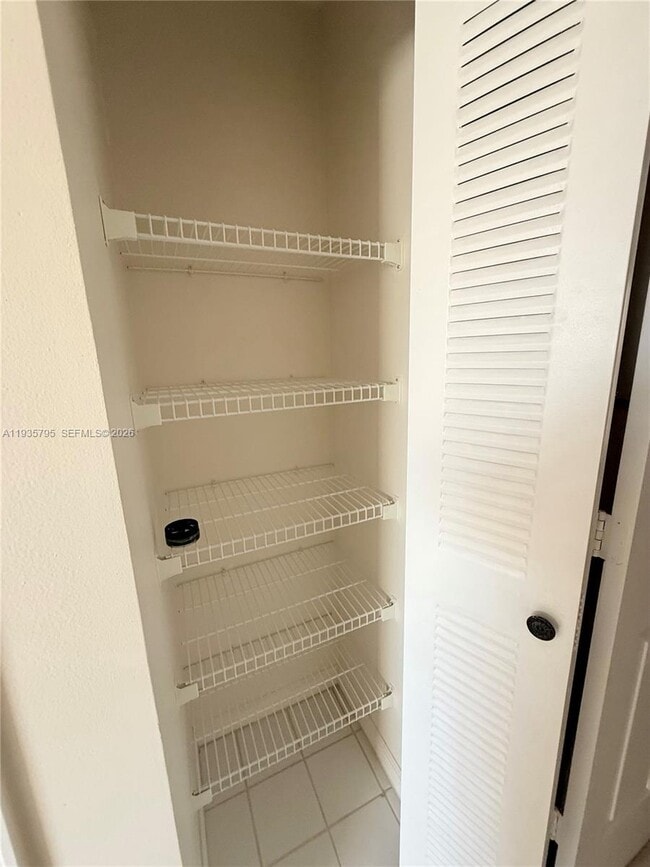 Building Photo - 10426 E Clairmont Cir