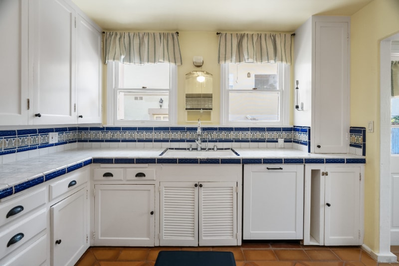 Building Photo - 848 17th St