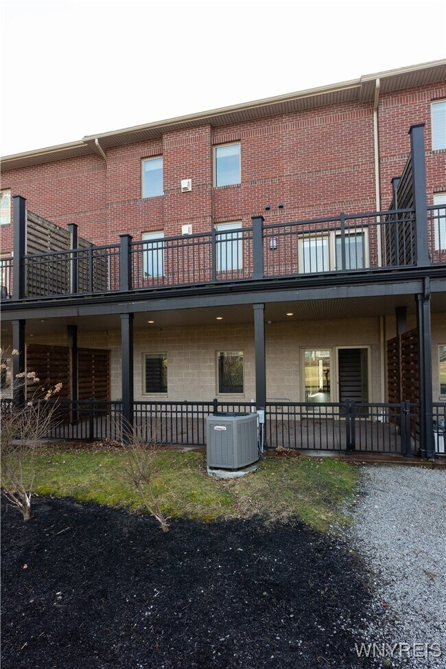 Building Photo - 35 Ojibwa Cir