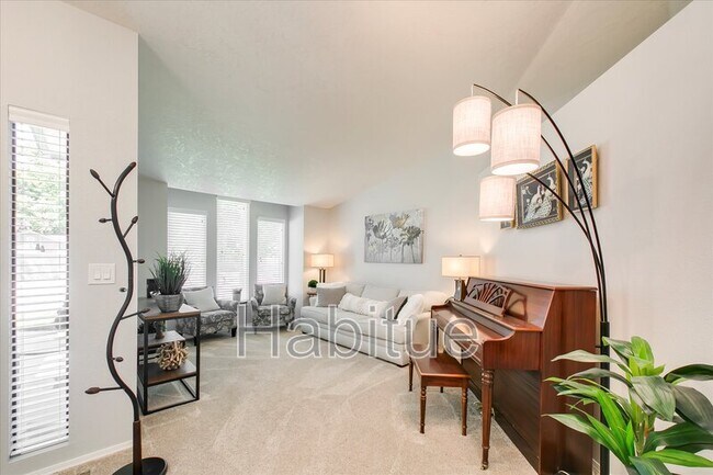 Building Photo - 9025 W Lorinda Dr