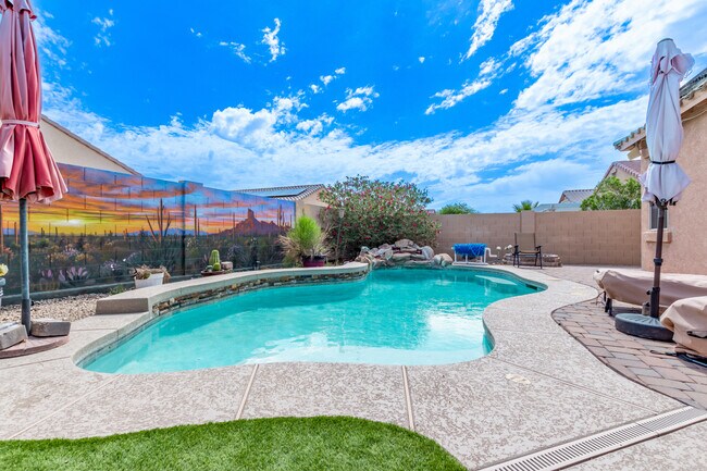 Building Photo - 729 W Silver Reef Dr