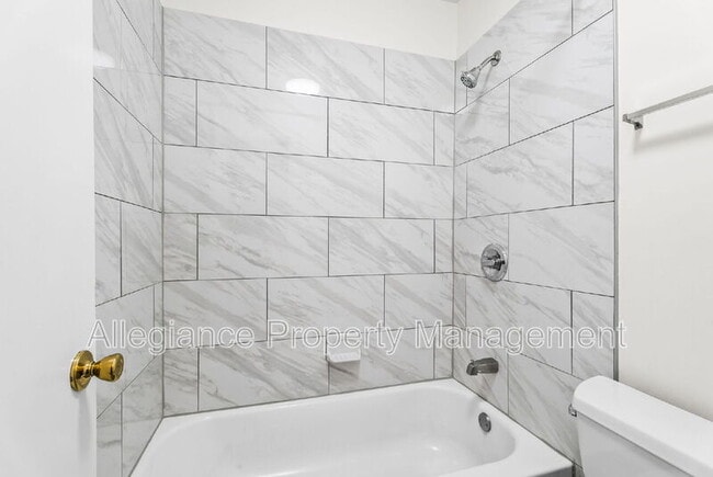 Building Photo - 2108 Monaghan Dr