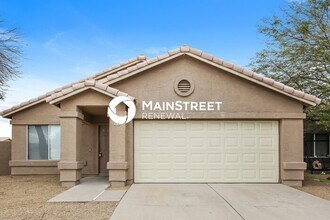 Building Photo - 4 Bedroom Pet-Friendly Home in PHOENIX, AZ with Main Street Renewal