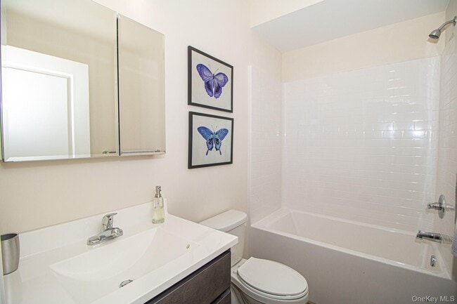 Building Photo - 110 Ashley Ct