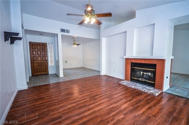 Building Photo - 6762 Shelter Ln