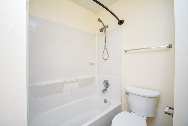 Building Photo - 20802 Oak Rain Ct