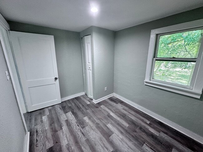 Building Photo - Charming 3-Bedroom Home in Jacksonville