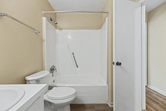 Building Photo - 5225 Marseilles Dr
