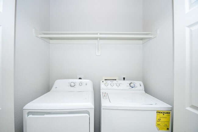 Building Photo - 9400 Bellaire Blvd