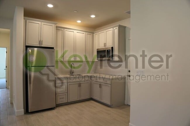 Primary Photo - 5368 Fandango Loop