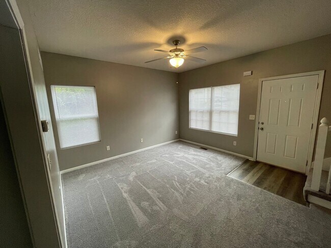 Building Photo - 5100 Hardy Ct